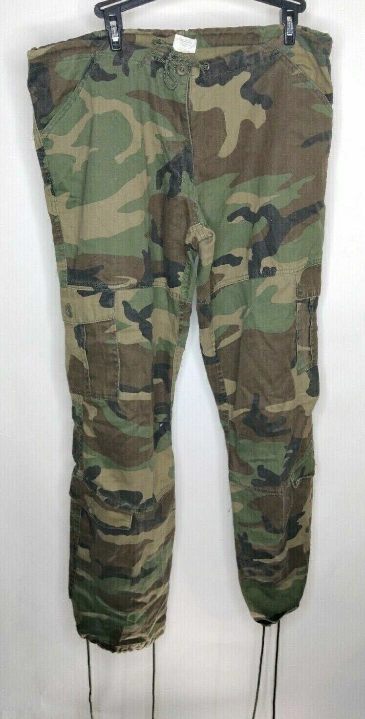 Rothco Mens Size Medium Color Camouflage With Tie Bottoms Cargo Style Hunt Pants