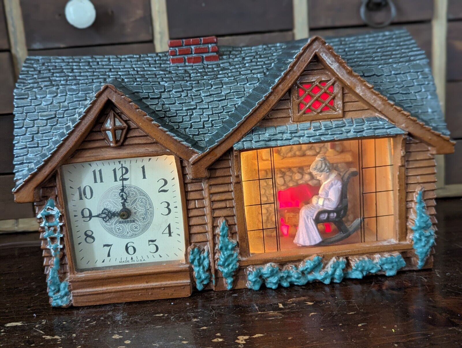 Haddon Home Sweet Home #30 Animated Mantel Shelf Clock Tested Works Vintage