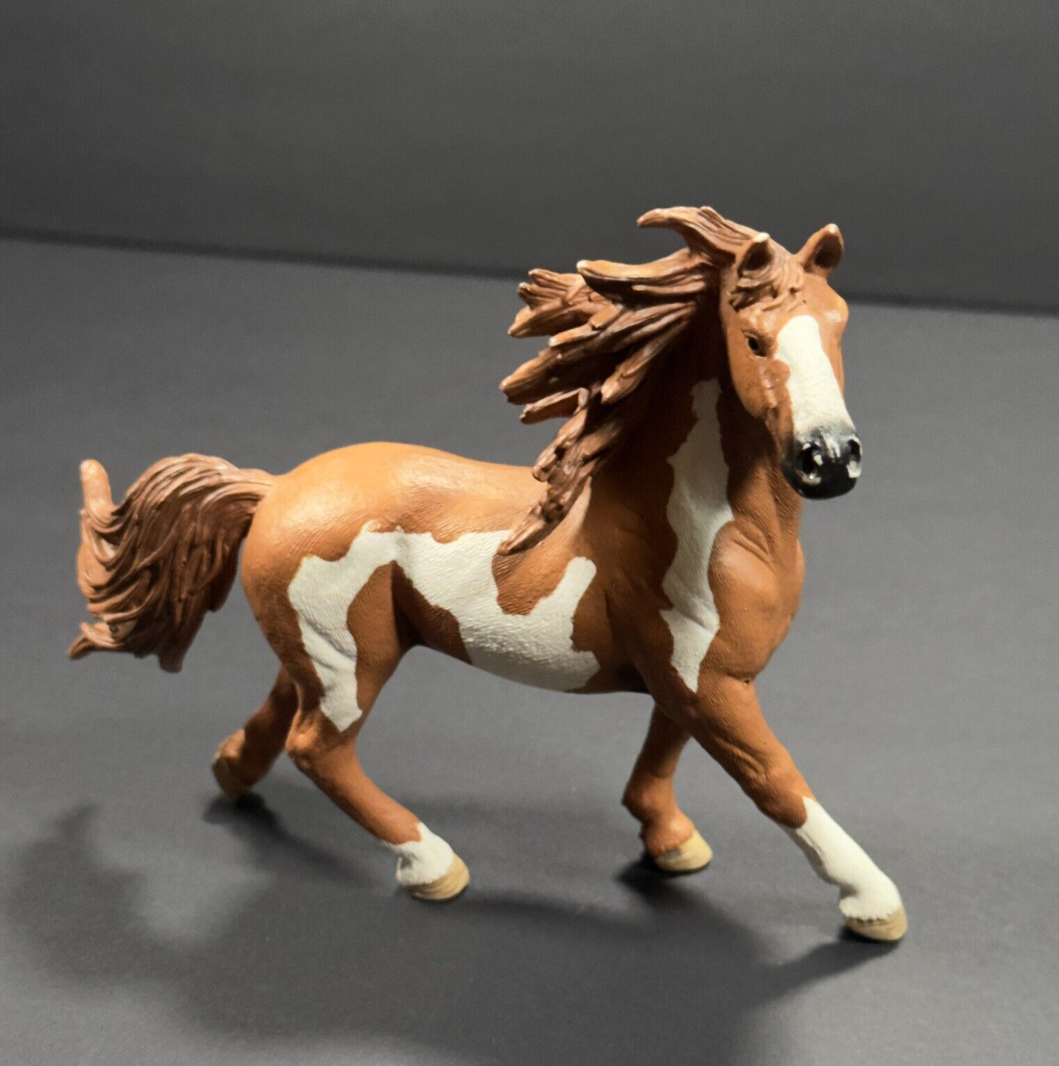 Schleich Brown & White PAINT PINTO STALLION 2014 Horse Animal Figure Toy