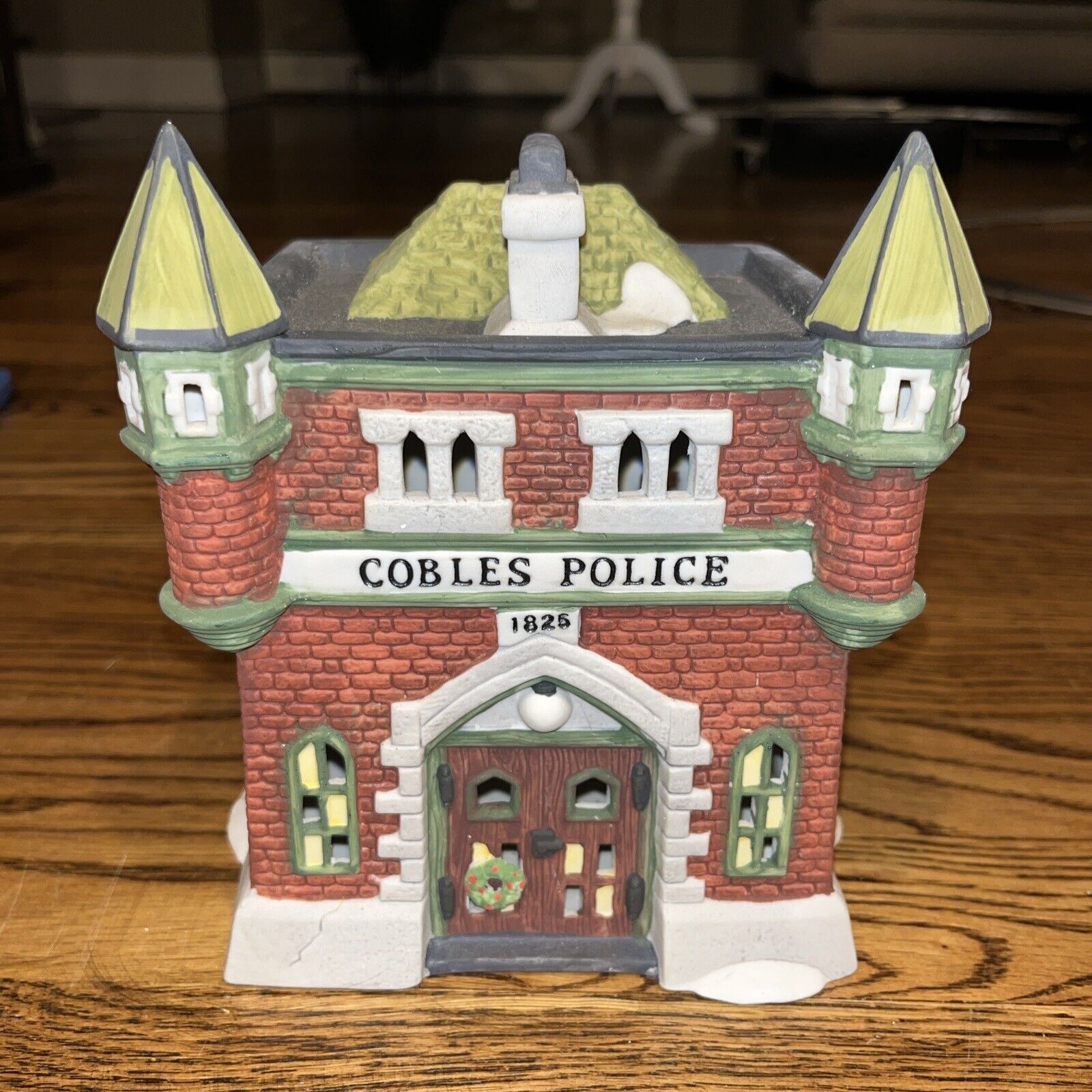 Dept 56 Cobles Police Station Dickens Village Series Heritage Village 1989