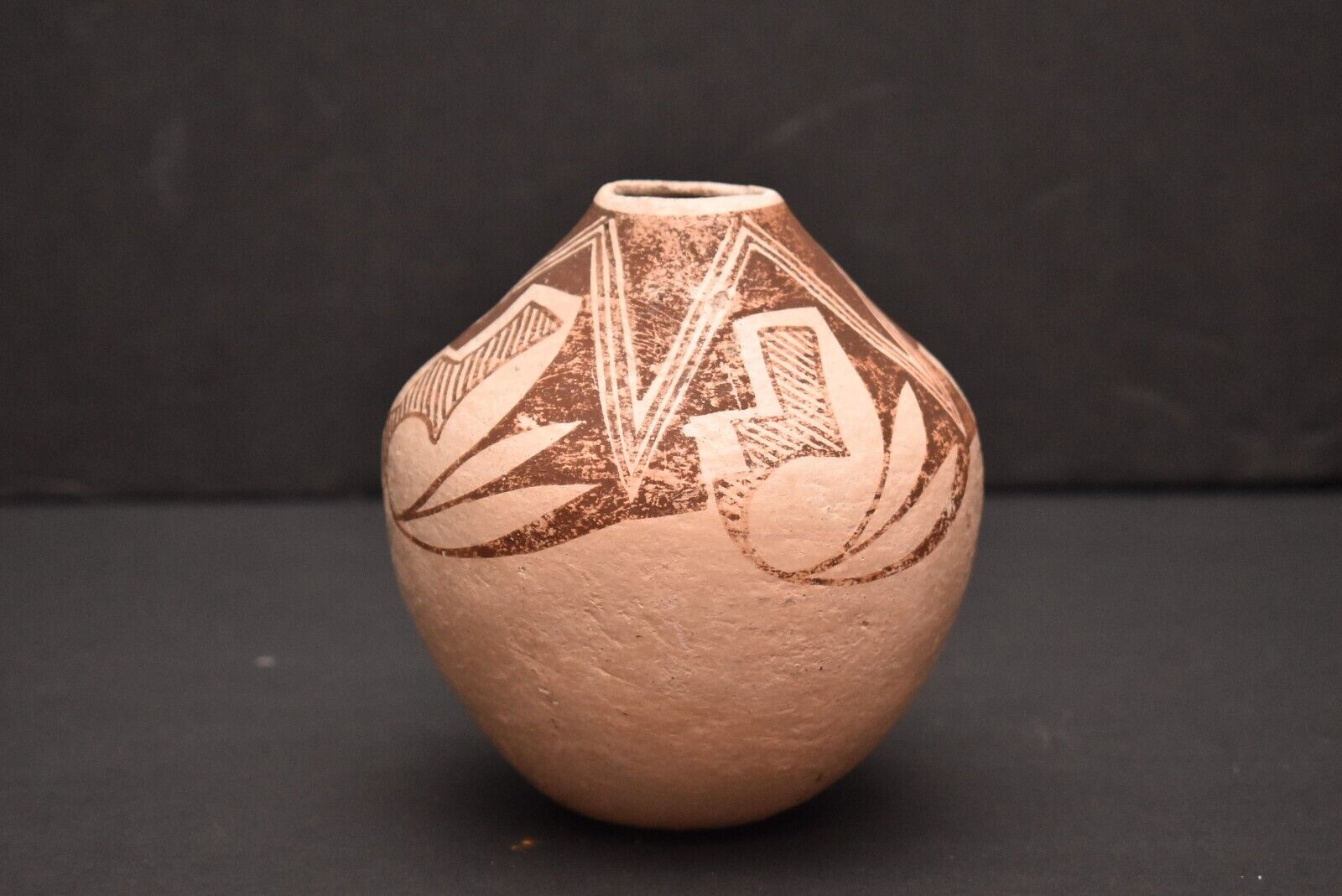 ATQ GEOMETRIC Native American Acoma Pueblo Pottery Seed Pot FINE line VTG 5.5\