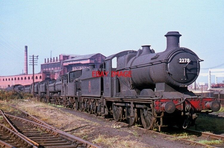 PHOTO  GWR. 2251 CLASS 0-6-0 2278 AT SWINDON ON THE 4TH OCTOBER  1959.