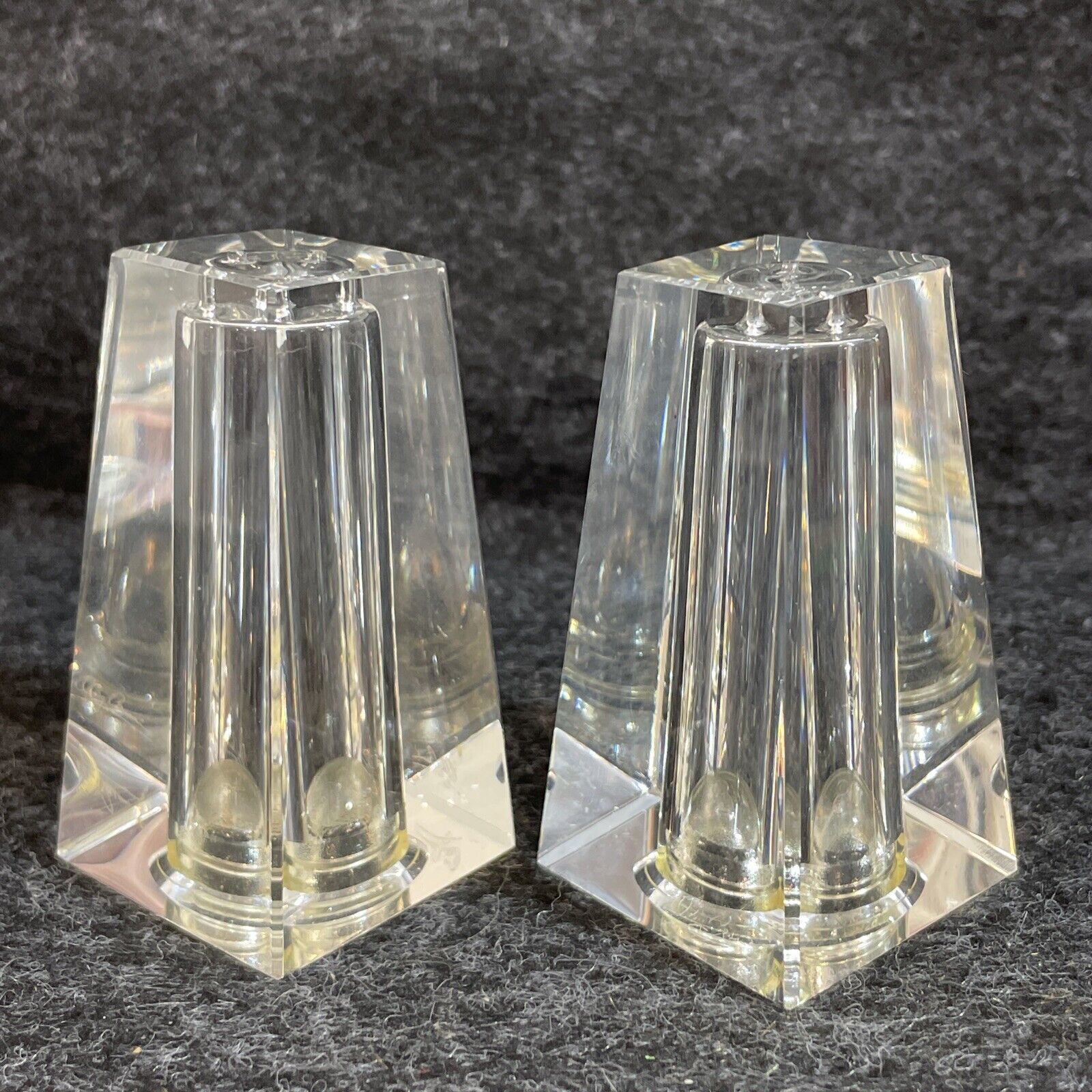 Oleg Cassini Crystal Salt & Pepper Shakers Cone Facet Crystal Shape ~ ELEGANT