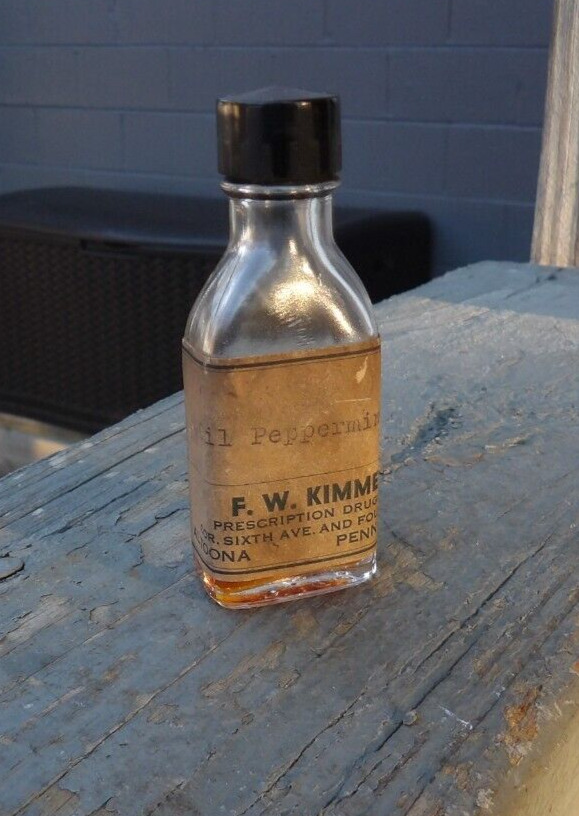 Antique F.W. Kimmel Drug Store Pharmacy Peppermint Bottle Altoona PA Paper Label