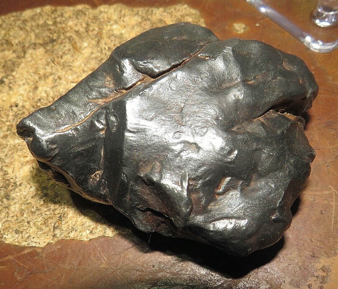 878 GM. Egypt Gebel Kamil Iron meteorite complete individual  STAND; RARE; 1.9 #