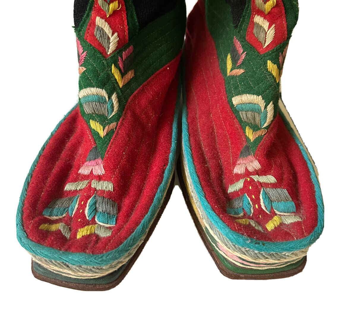 Vintage Traditional Tibetan Embroidered Wool Boots 1960s-1970s