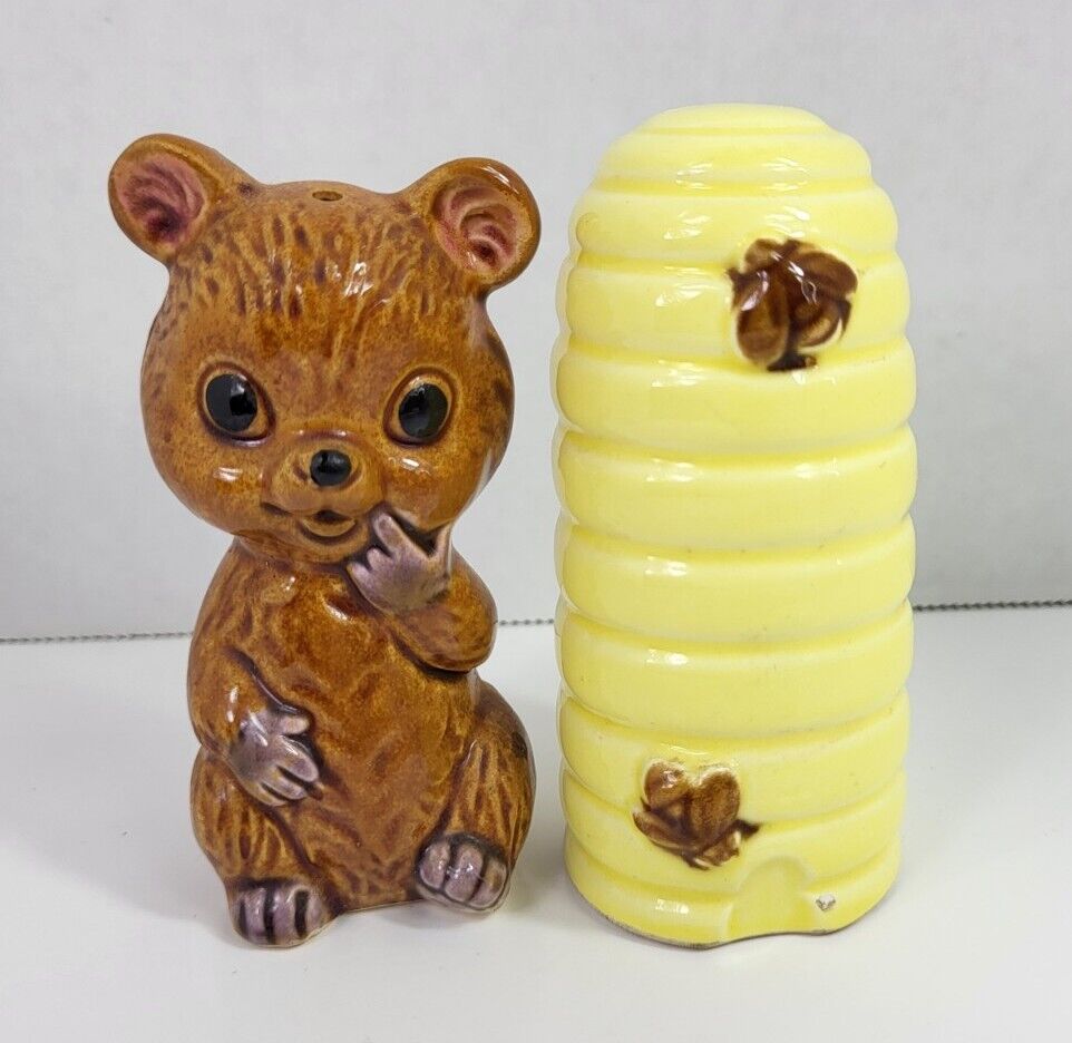 Vintage Salt & Pepper Shaker Set Brown Bear with Honeycomb Bee Ceramic Japan