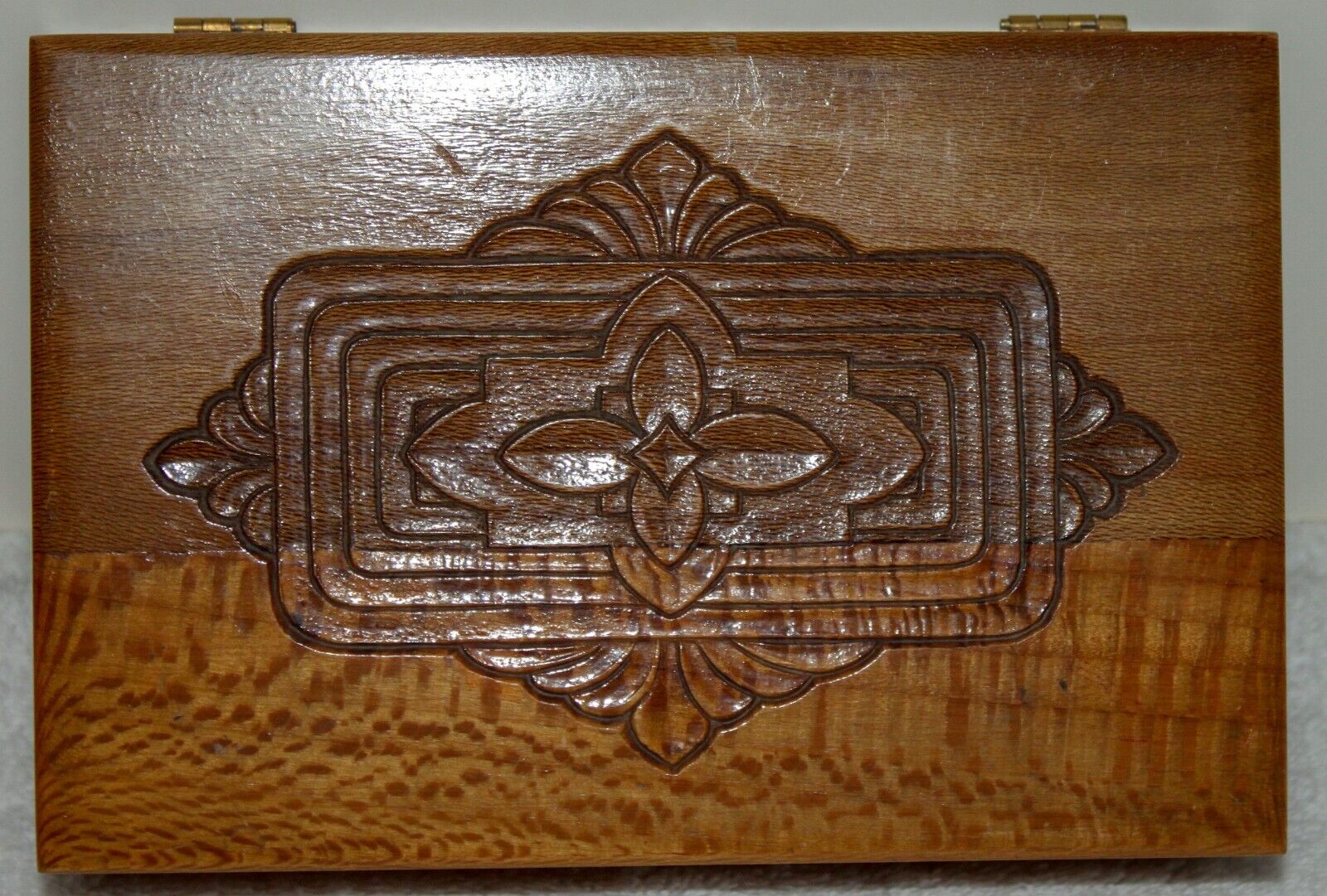 Vintage Hand Carved Wood Box Jewelry Trinket Keepsake Box 7 3/4\