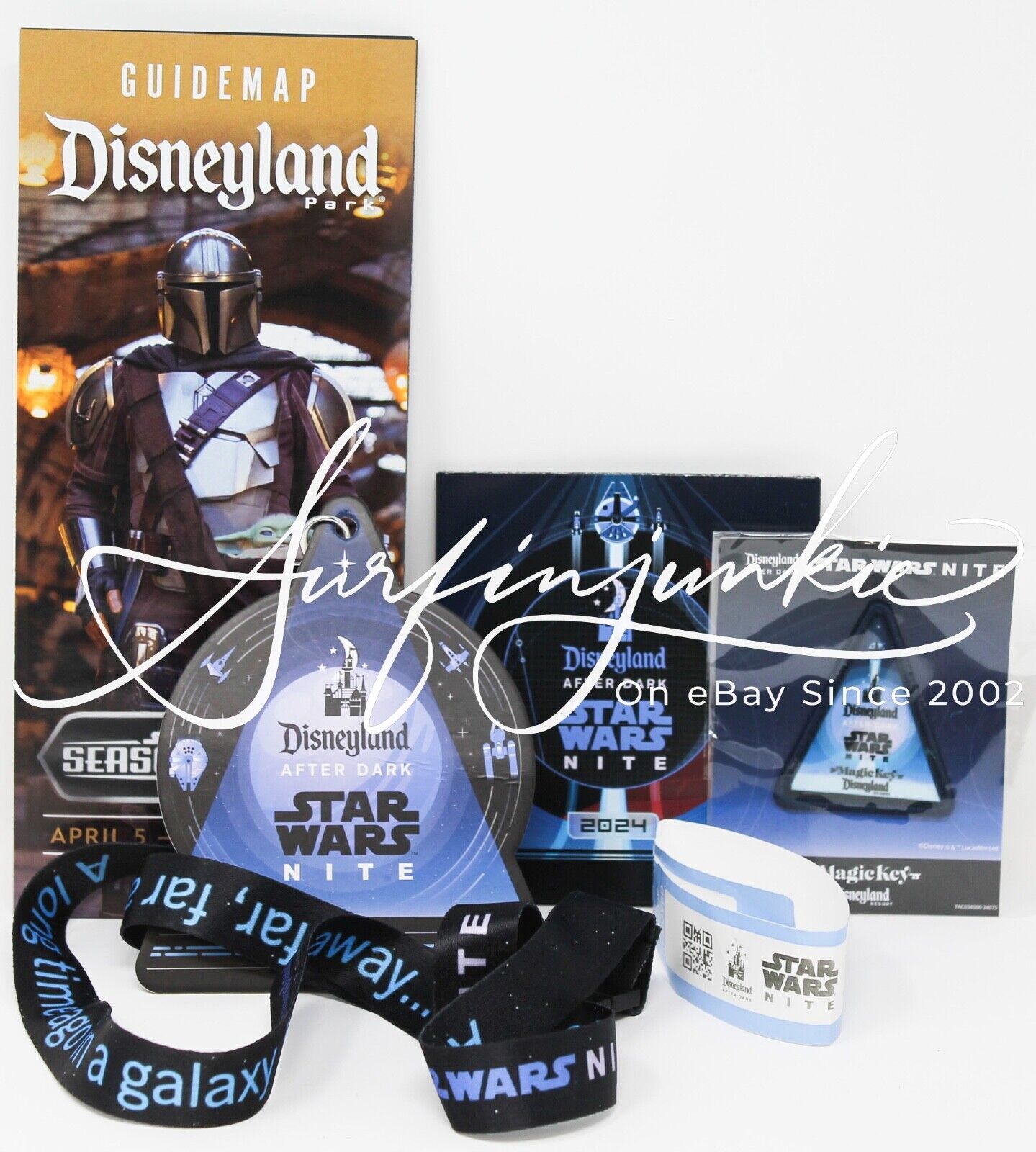 Disneyland Star Wars After Dark Collectible 5pc Collector Badge Patch Lanyard 5p
