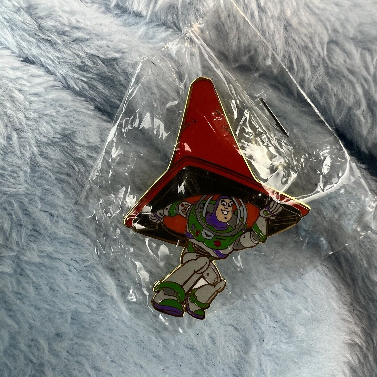 Vintage RARE Disney Cast Exclusive Toy Story 2 Buzz Lightyear Cone Series Pin