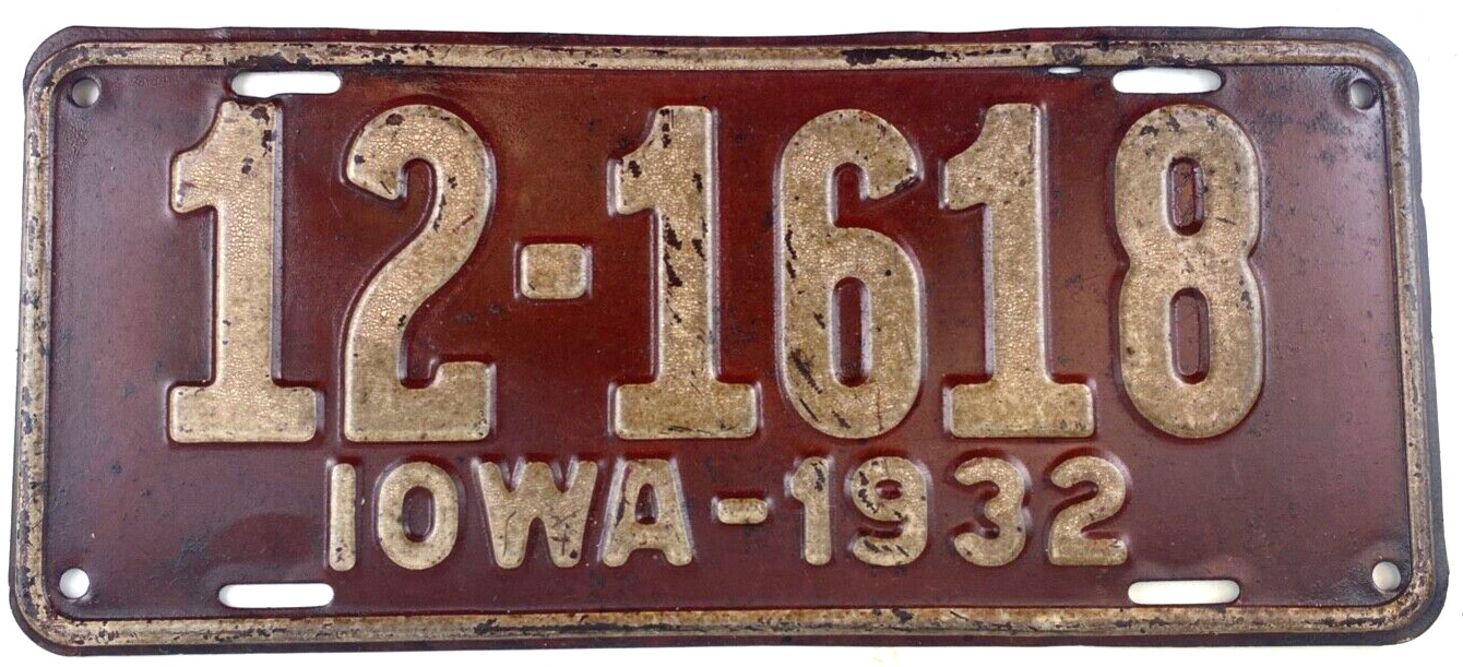 Vintage Iowa 1932 License Plate Tag Butler Co. Man Cave Wall Pub Decor Collector