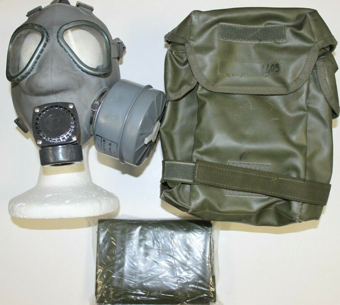 USED Finnish Military M61 Gas Mask M9 Style V3 Model w/60MM Filter, Poncho & Bag
