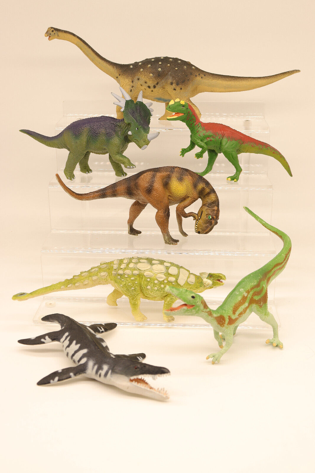 1993 - 2010 Safari Ltd. Dinosaurs Ankylosaurus Yangchuanosaurus Saltasaurus 7pcs