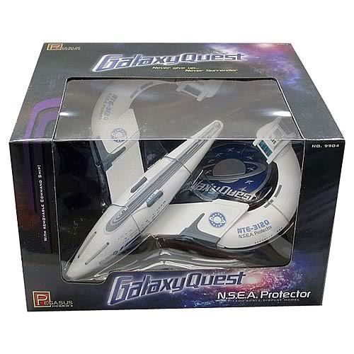 Galaxy Quest NSEA Protector Ship Pre-assembled Display OOP 181PH30