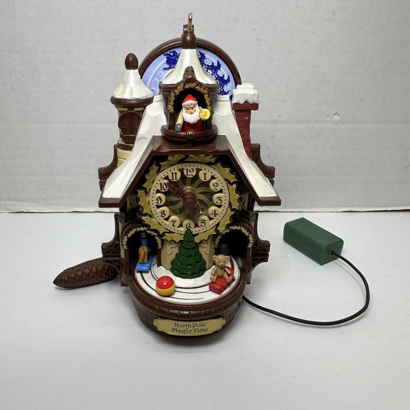 Hallmark Santa's Magic Cuckoo Clock 2013 Ornament Requires Magic Cord READ