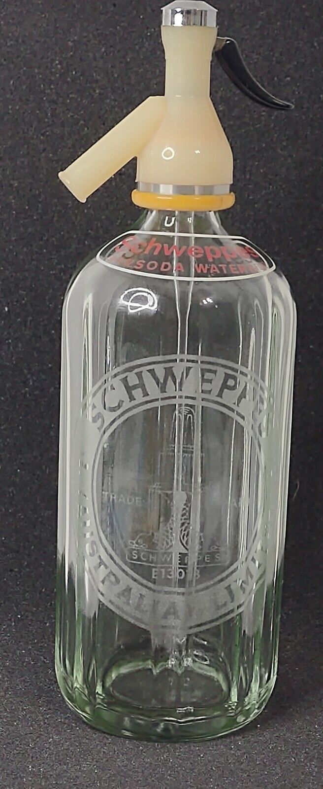 Vintage 30 FL Oz Schweppes Soda Water Seltzer Bottle Syphon  Aust Etched Glass❗