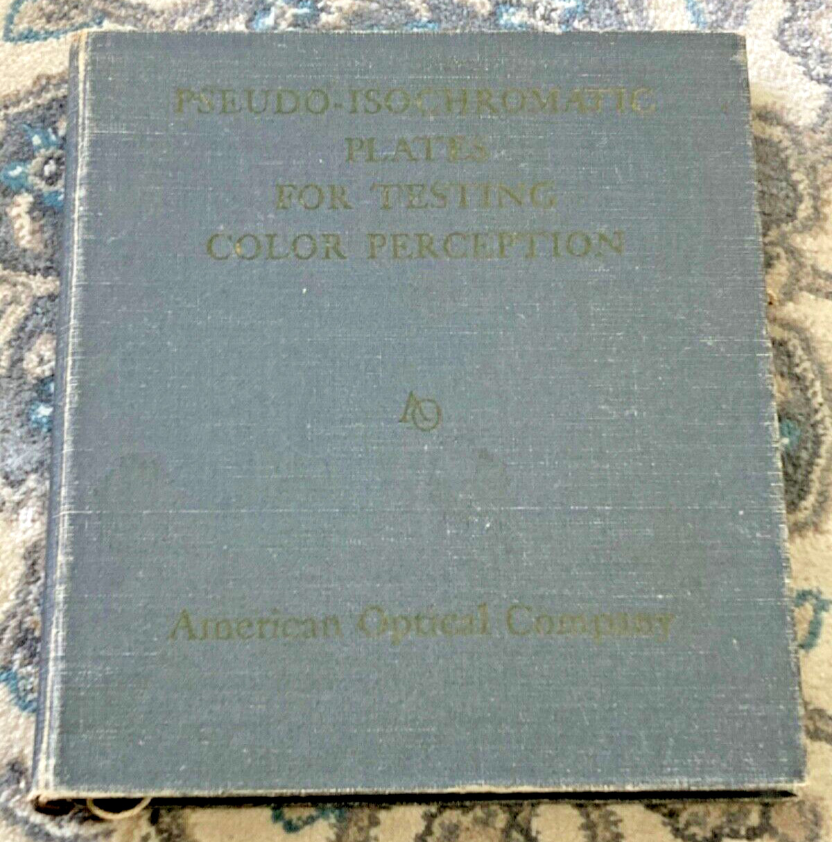 PSEUDO-ISOCHROMATIC PLATES FOR TESTING COLOR PERCEPTION BOOK AO VTG 1940 WWII