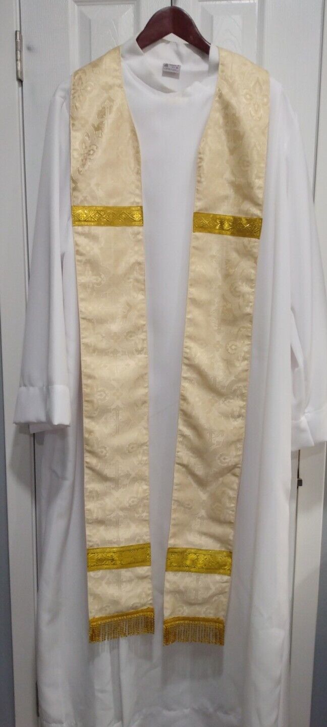 Off-White with Gold decorative trim Priest/Pastor Stole (vestment)