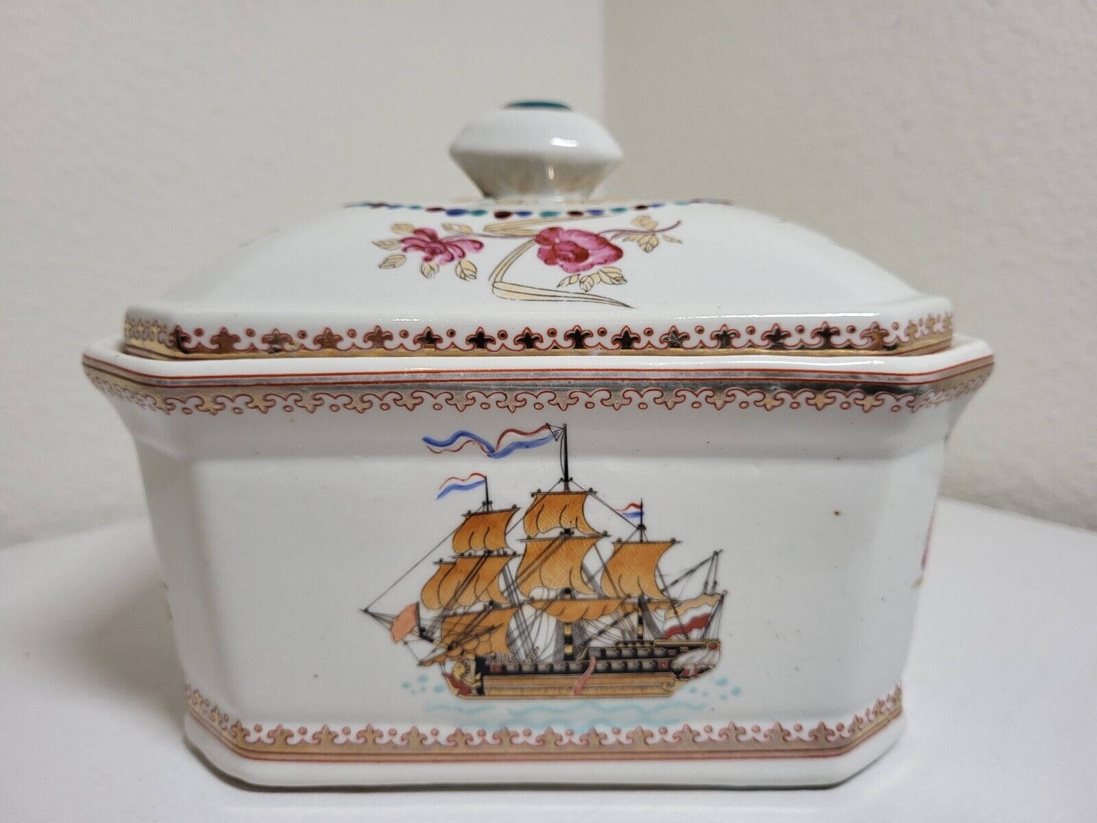 Vintage Porcelain Serving Bowl Tureen Trinket Jewelry Box Rectangular Roses Ship