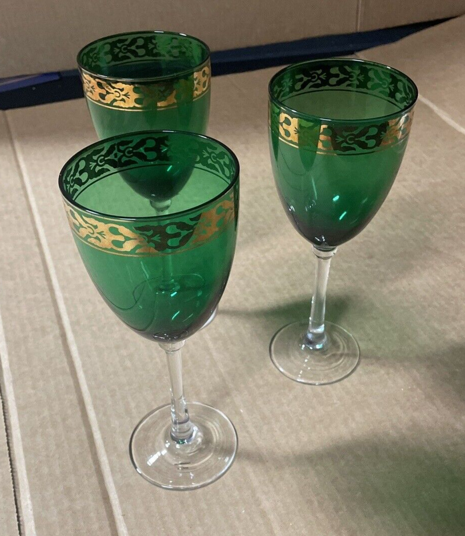 Pier 1 Tall Wine Glass Mouthblow Gold Border on Emerald Green Clear Stem 3