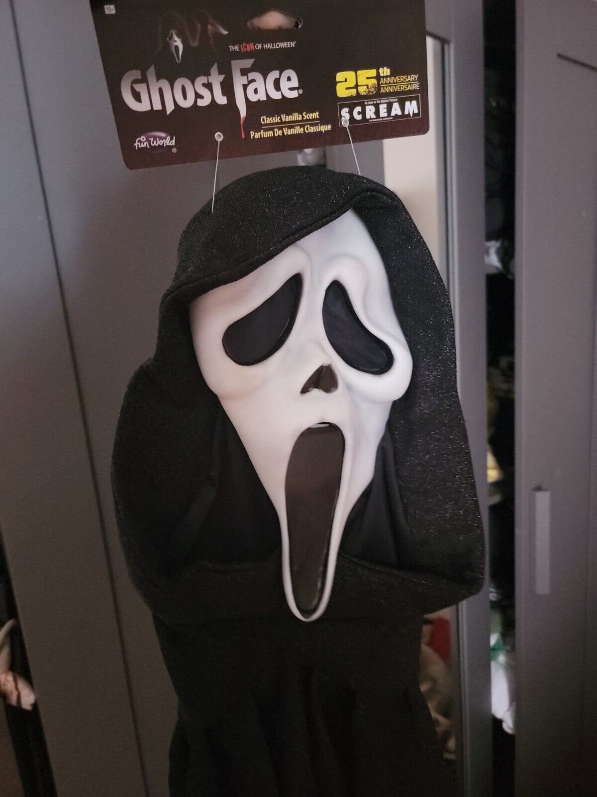 Scream Ghostface Mask 25th Anniversary + Voice Changer brand new