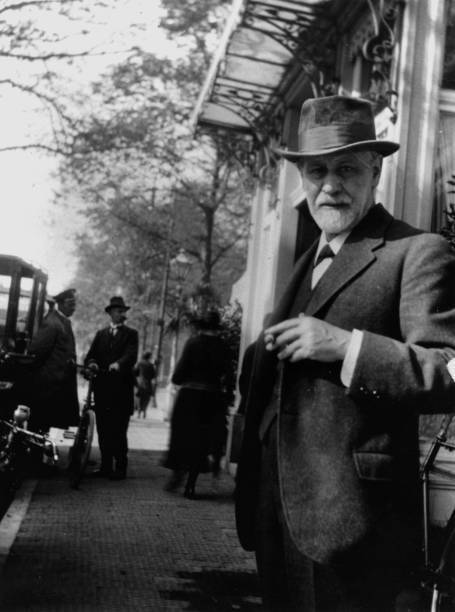 The founder psychoanalysis Sigmund Freud smoking cigar footpath ci- Old Photo