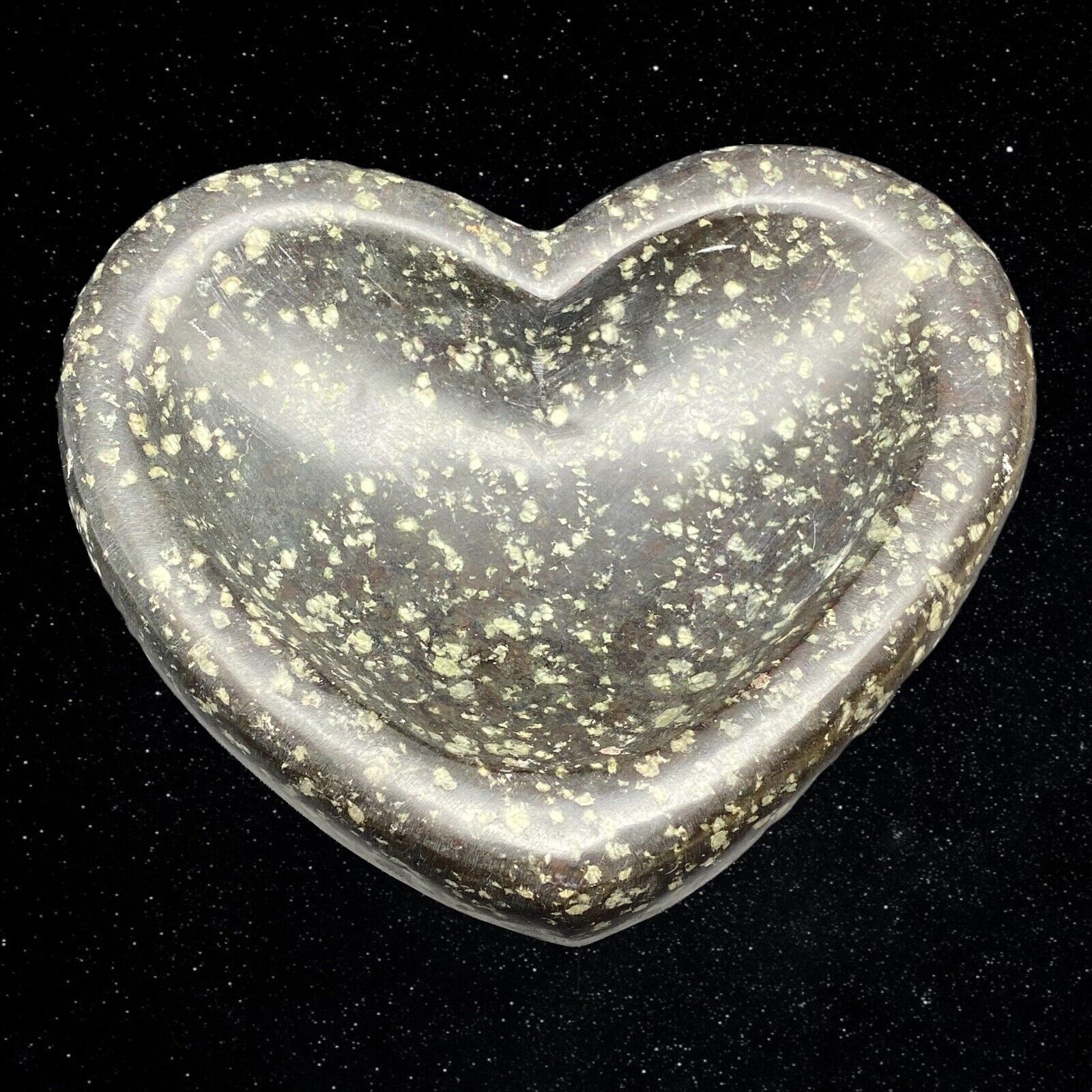 Vintage Hand Carved Stone Marble Heart Shaped Grey Speckled Trinket Dish 6”D