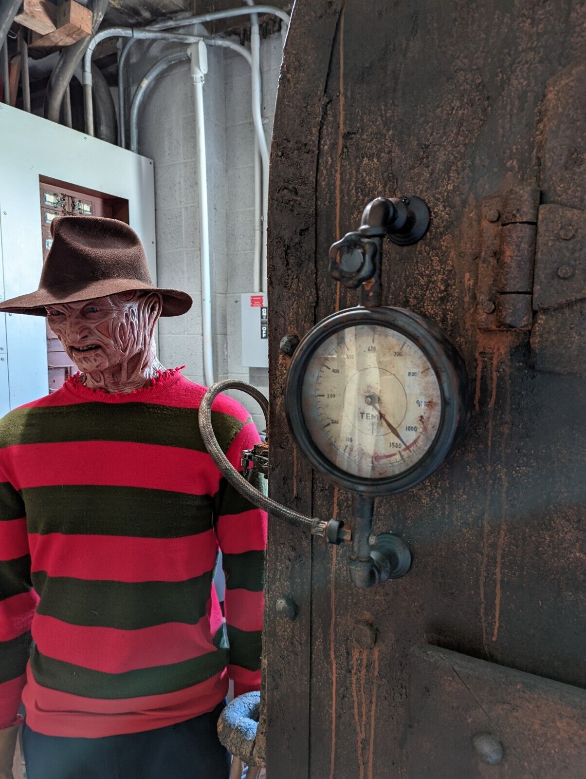 Freddy Krueger 5 Nightmare On Elm Street Life Size Statue