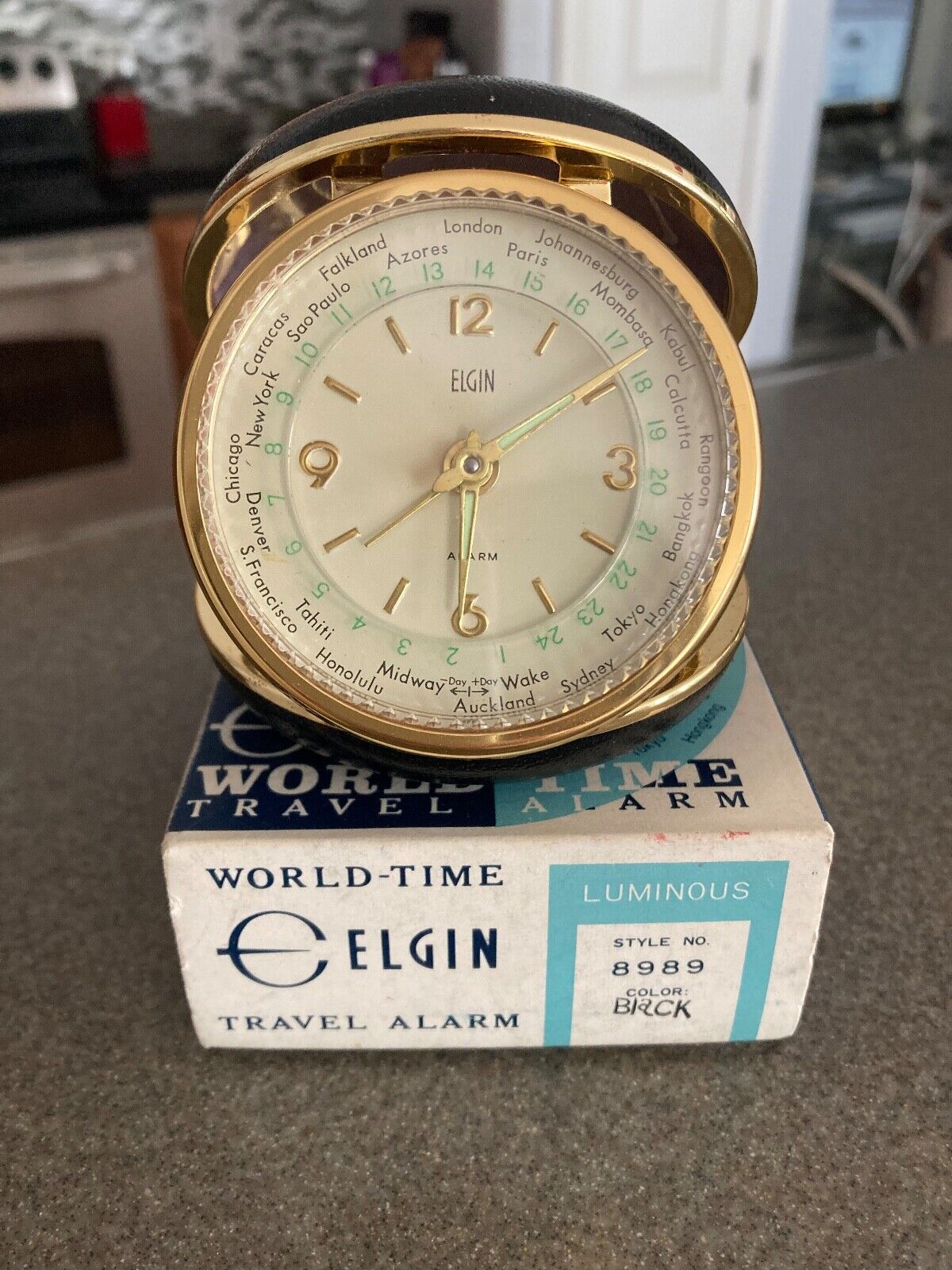 NEW Vintage 1969 Elgin World Time Travel Alarm Clock 8989 Black Continental