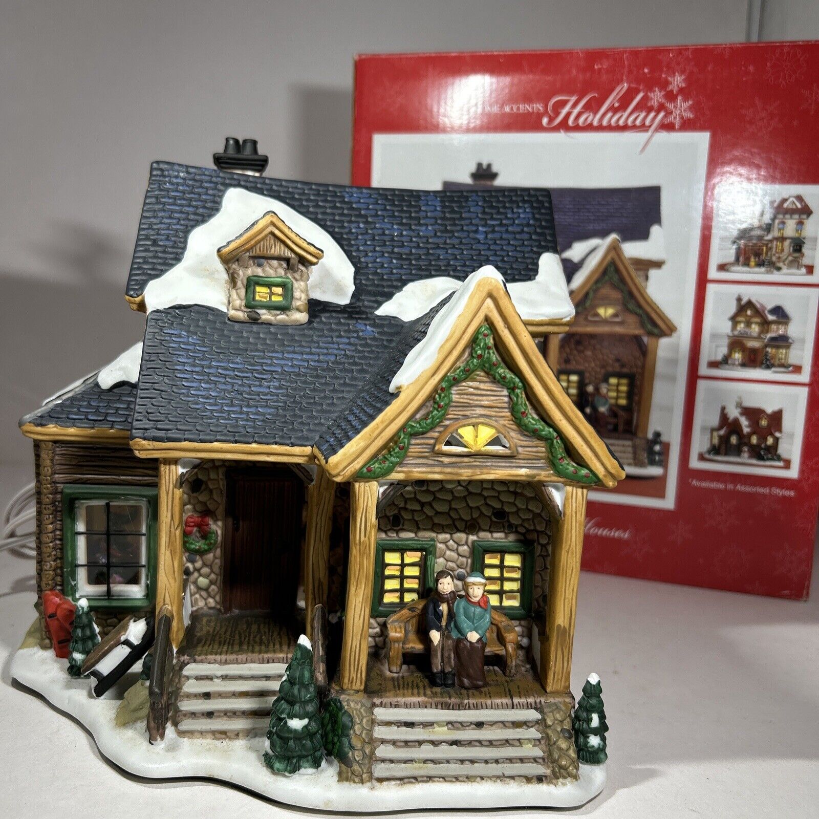 Rare Vtg 1998 Retired Holiday Cabin Christmas Illuminated Snow Scene w/box Decor
