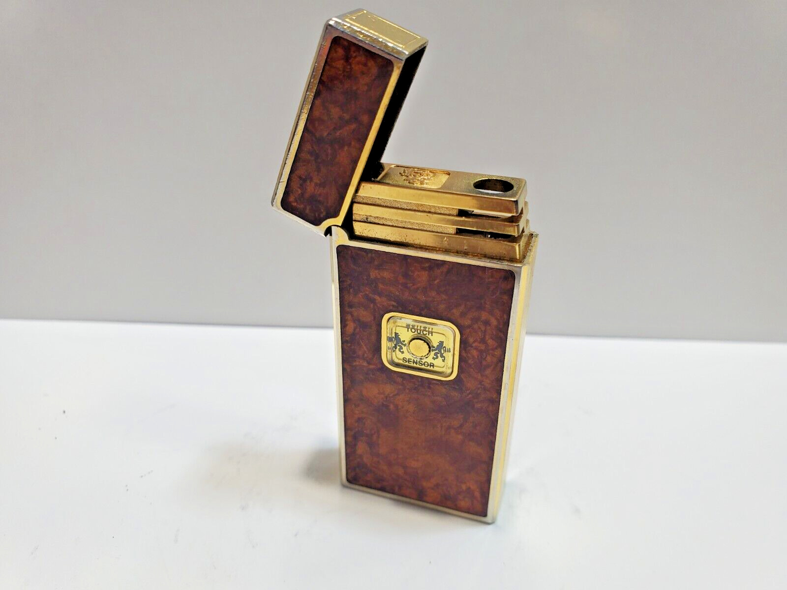 Vintage COLIBRI Touch Sensor Lighter Tortoiseshell Gold   6503/36