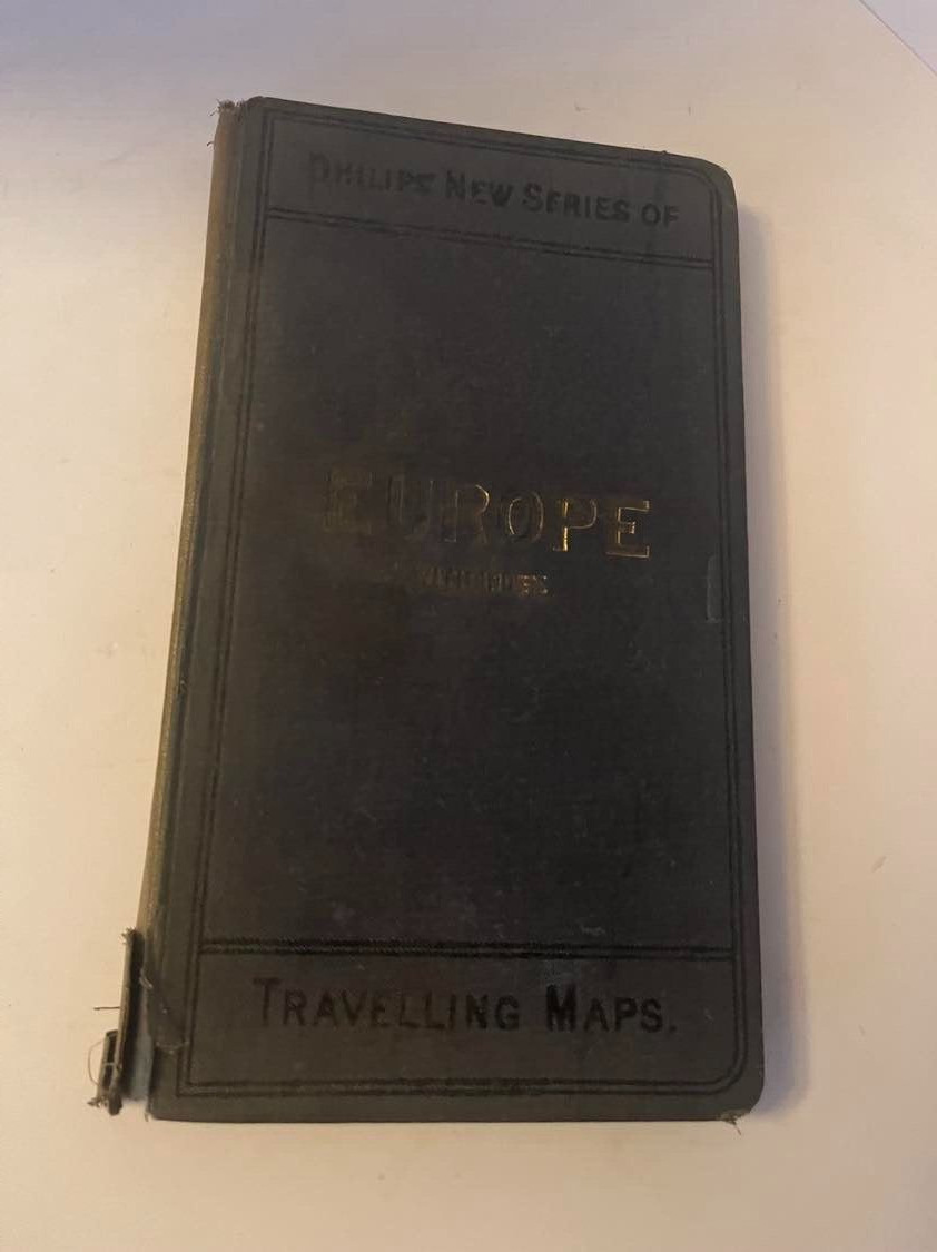 Philips New Series of Traveling Maps Europe C1900