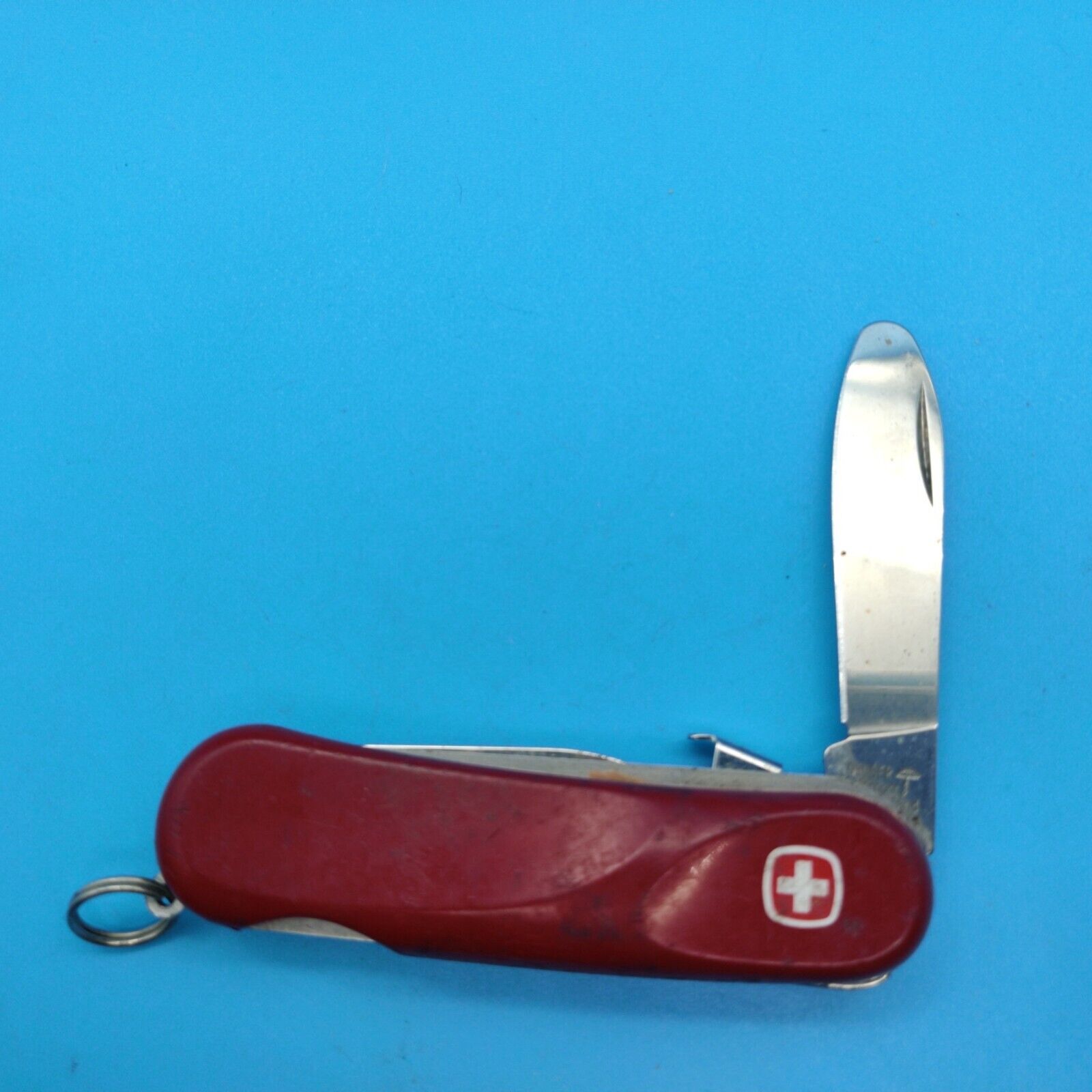 Wenger Evo Junior 09 Swiss Army knife in red 