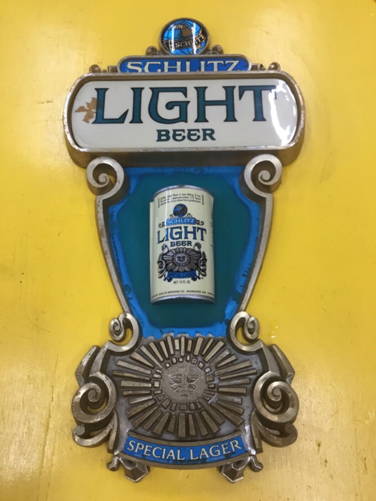 1976 Schlitz Light Beer Sunburst Sign Vintage beer advertisement mancave