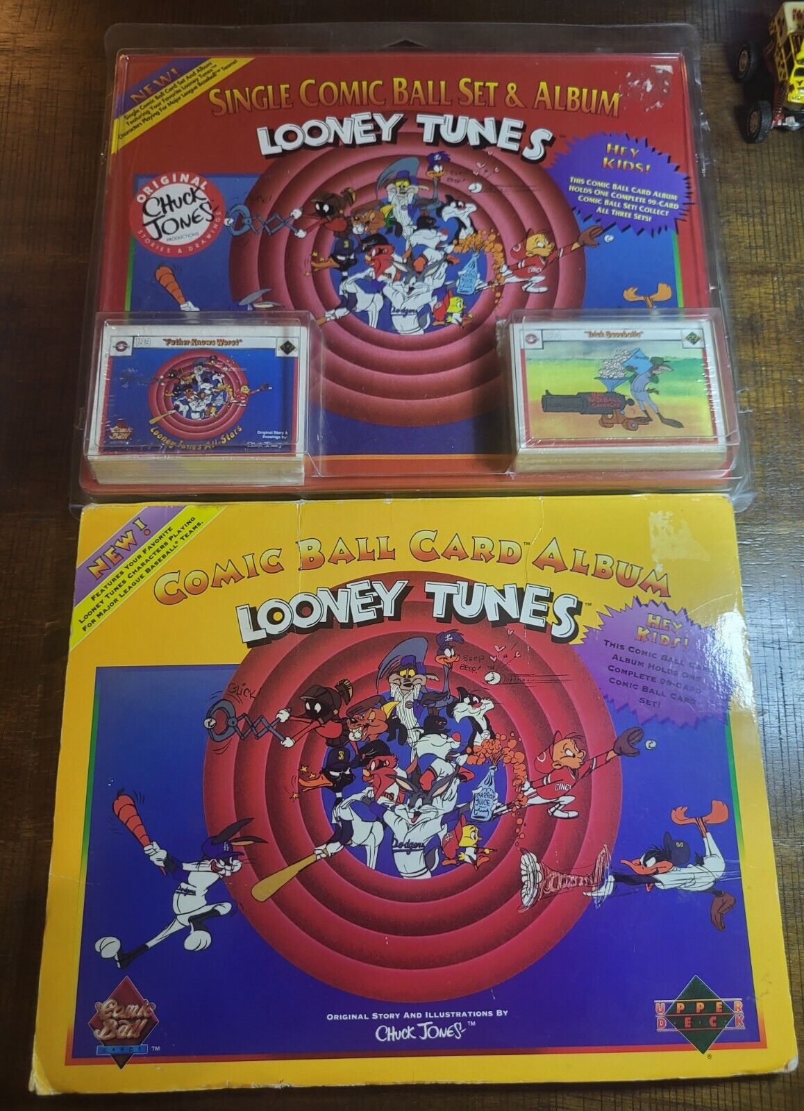 Vintage Looney Tunes Album's Cards Collectibles