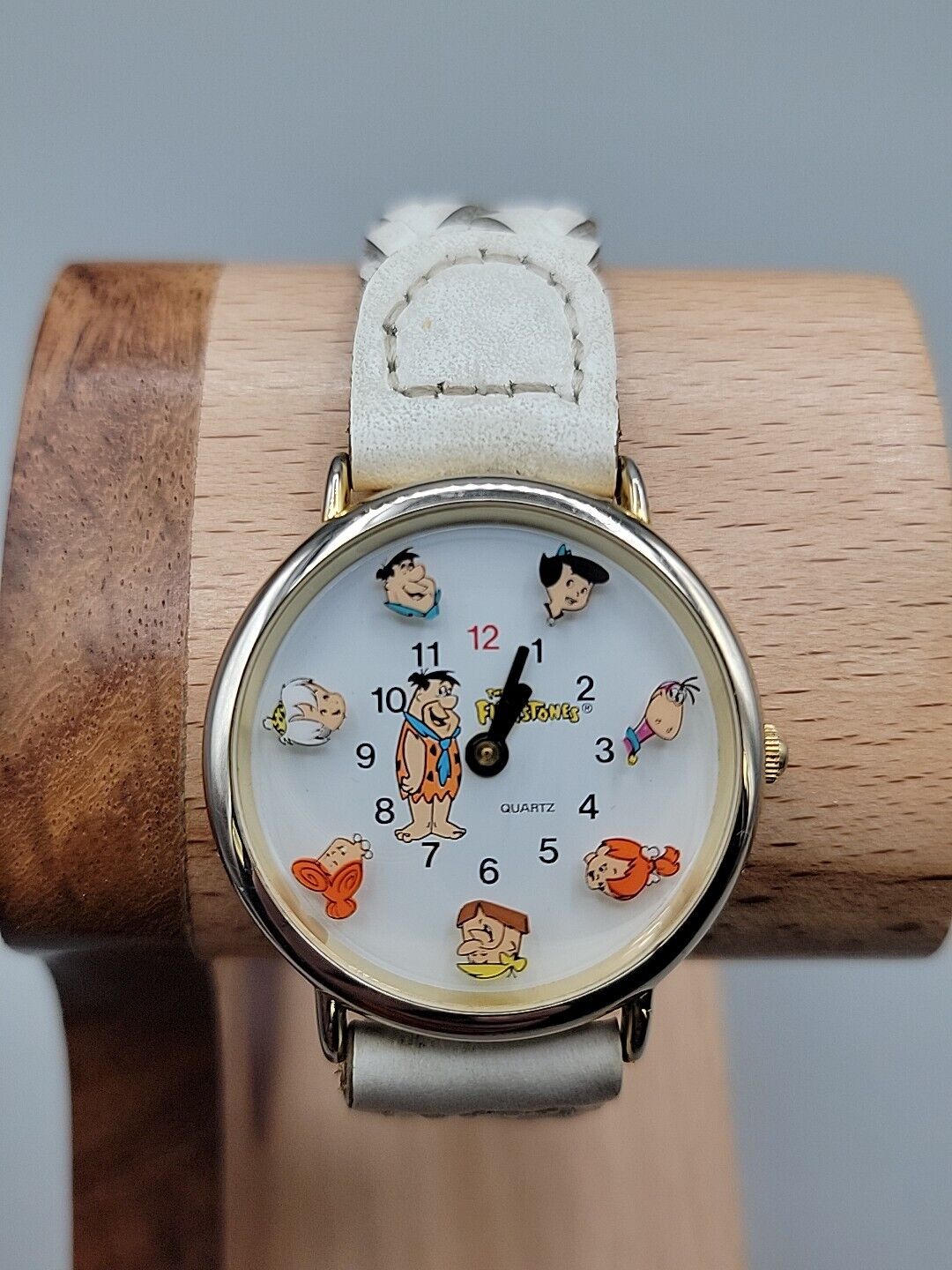 Vtg 1994 Waltham Fred Flintstone Characters Watch 7.5 Woven Leather Band 32mm 