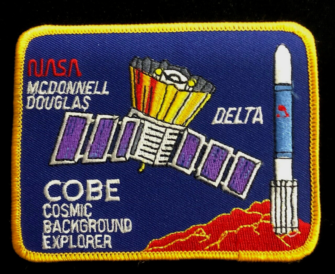  MCDONNELL DOUGLAS / DELTA COBE COSMIC BACKGROUND EXPLORER PROGRAM NASA PATCH