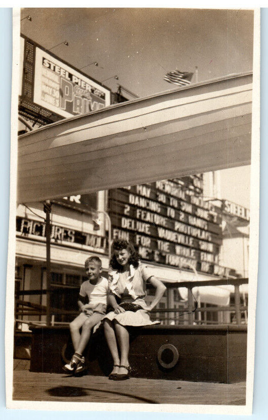 Vintage Photo 1940's, Girl Boy In Atlantic City, 4.5x2.5, Sepia