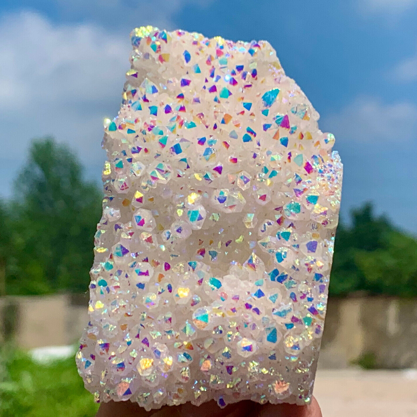 189G Angel Aura Quartz Titanium BismuthSiliconcluster Rainbow Crystals Stone