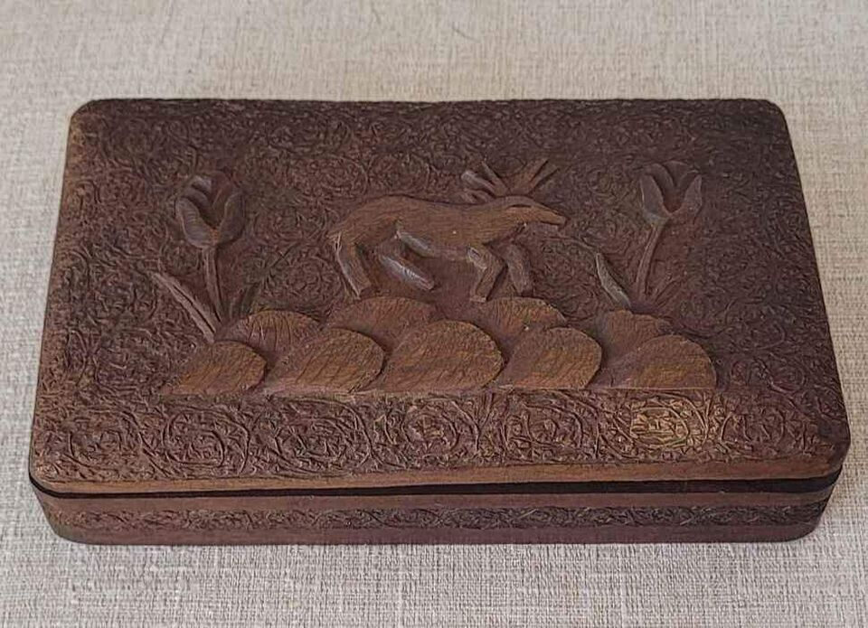Antique Rare India Mughal - Hand Carved nature scene Wooden Trinket Box, 8\