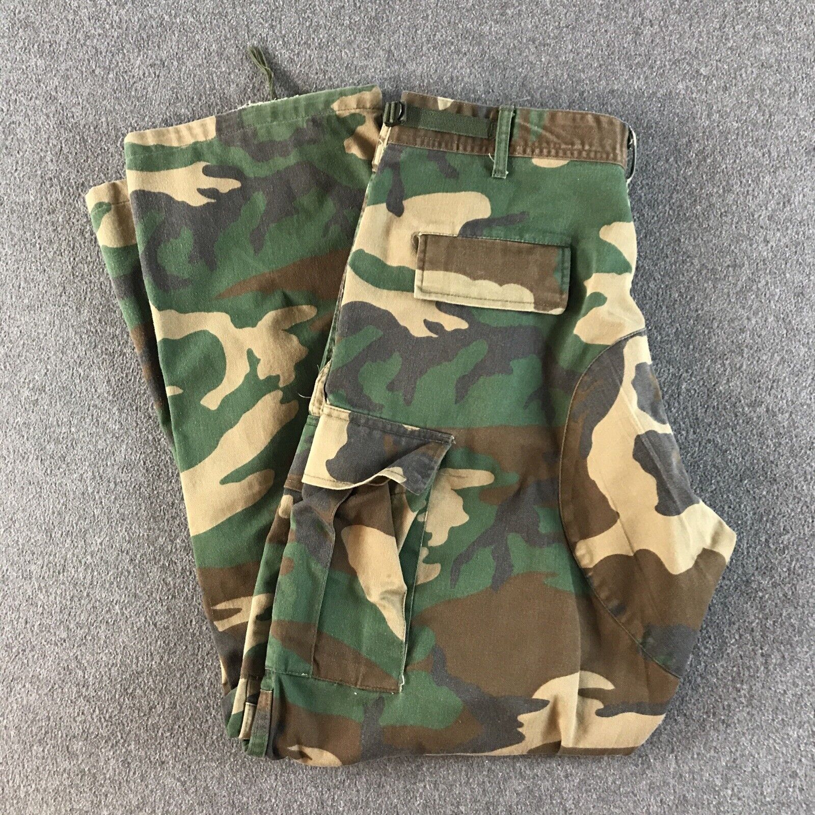 US Military Woodland Camo BDU Pants Mens Medium Regular NYCO Rothco Adult #5390