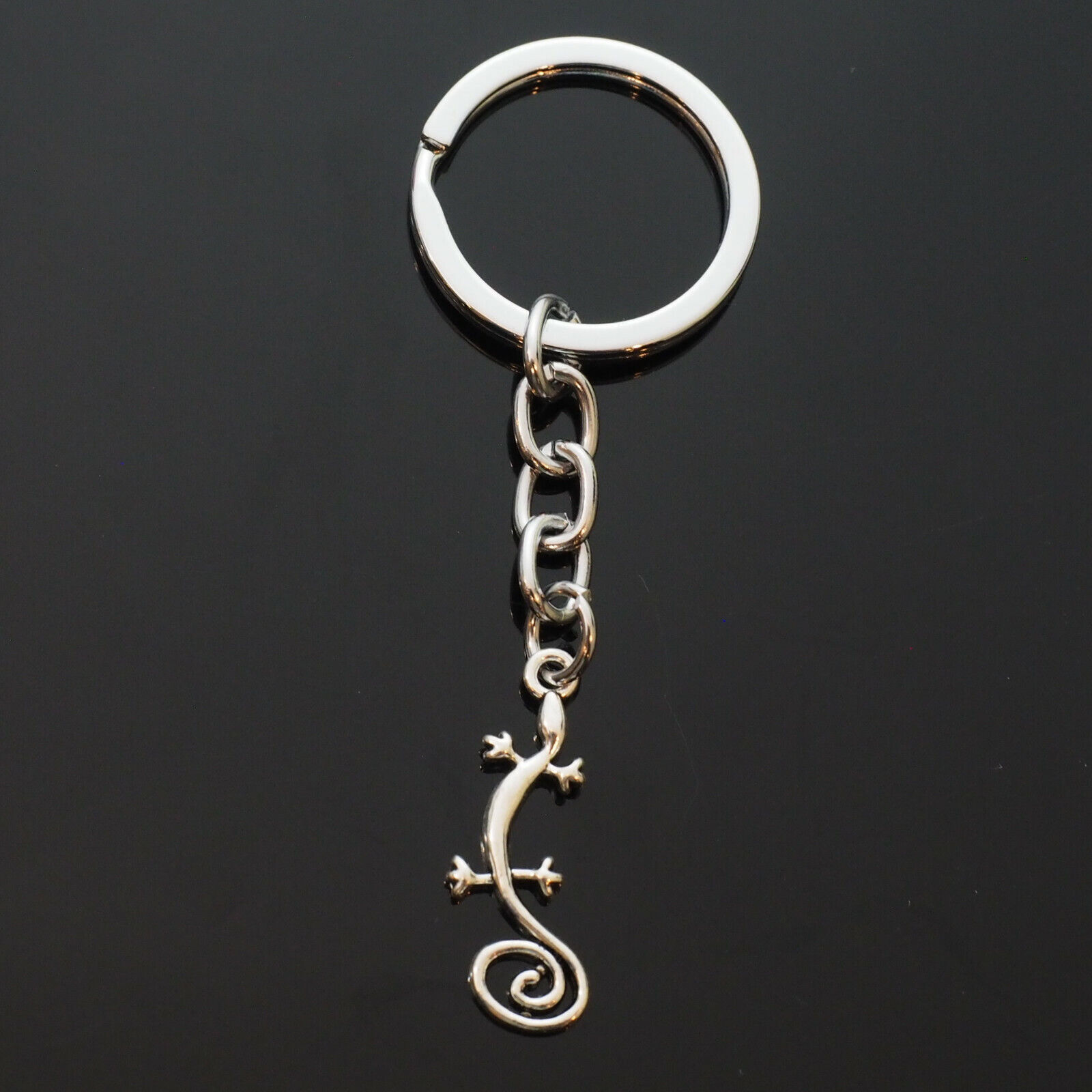 Curly Tailed Lizard Gecko Charm Pendant Keychain Key Chain Ring Cute Curl Tail 