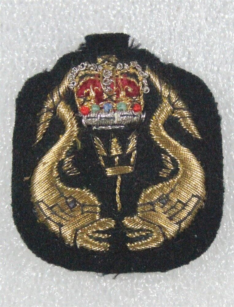 Royal Canadian Navy - Driver\'s Tinsel Hat Badge