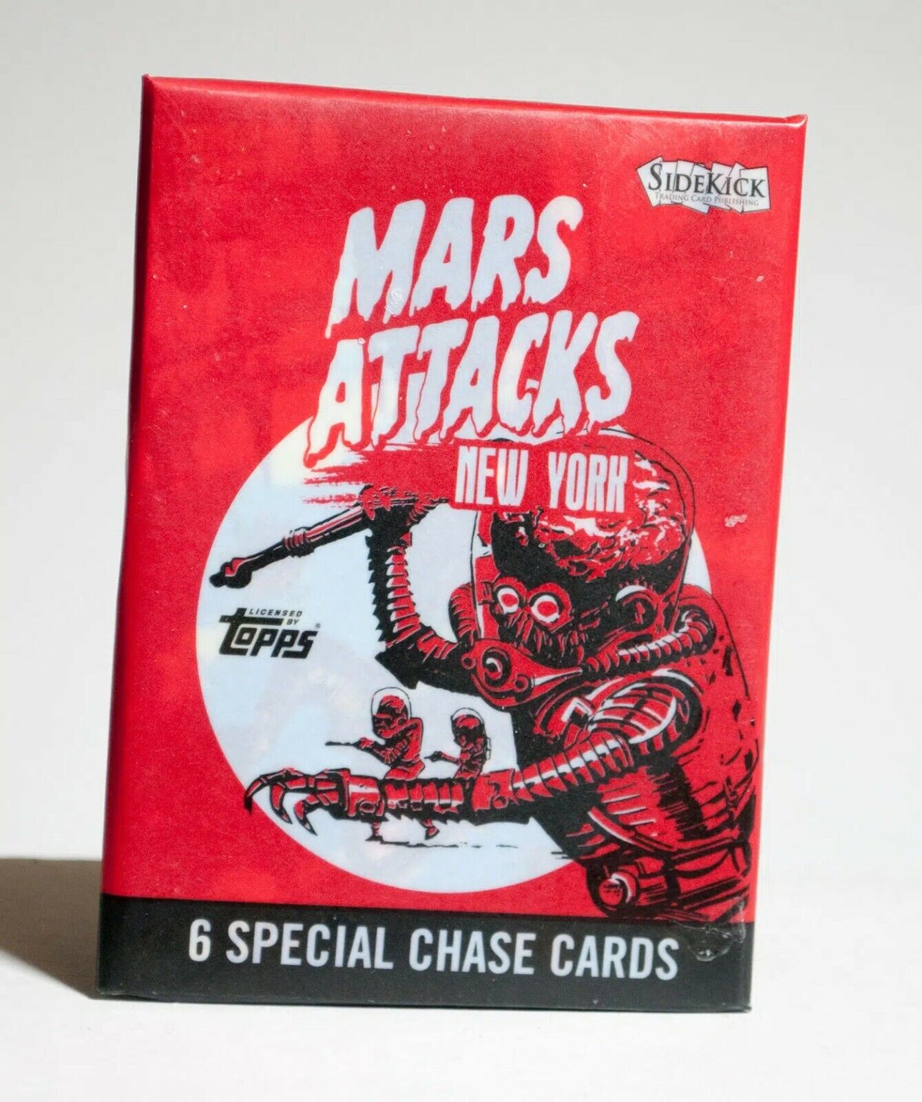 MARS ATTACKS New York Factory sealed 6 card wax pack of chase or rare cards NYCC