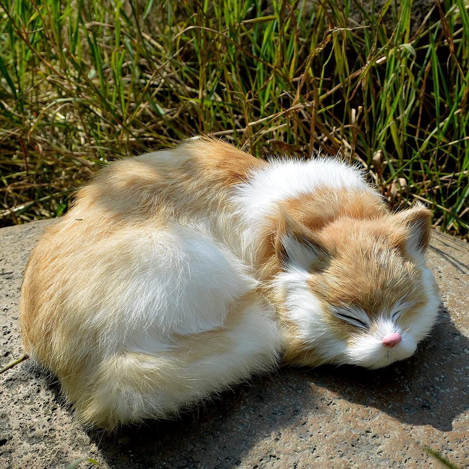 Lifelike Realistic Sleeping Furry Simulation Cat Figurine Realistic Kitten Deco