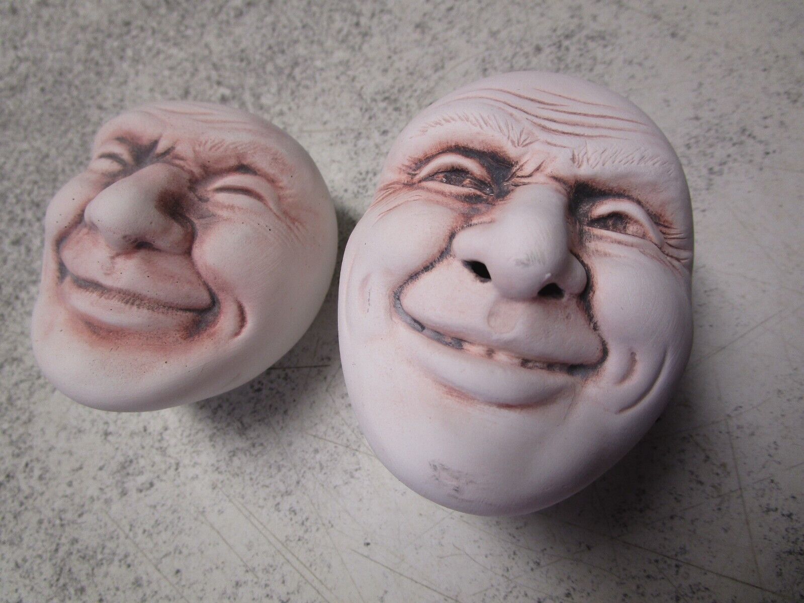VTG 90s NOS Creepy Faces Head scary Salt & Pepper shakers pottery clay craft set