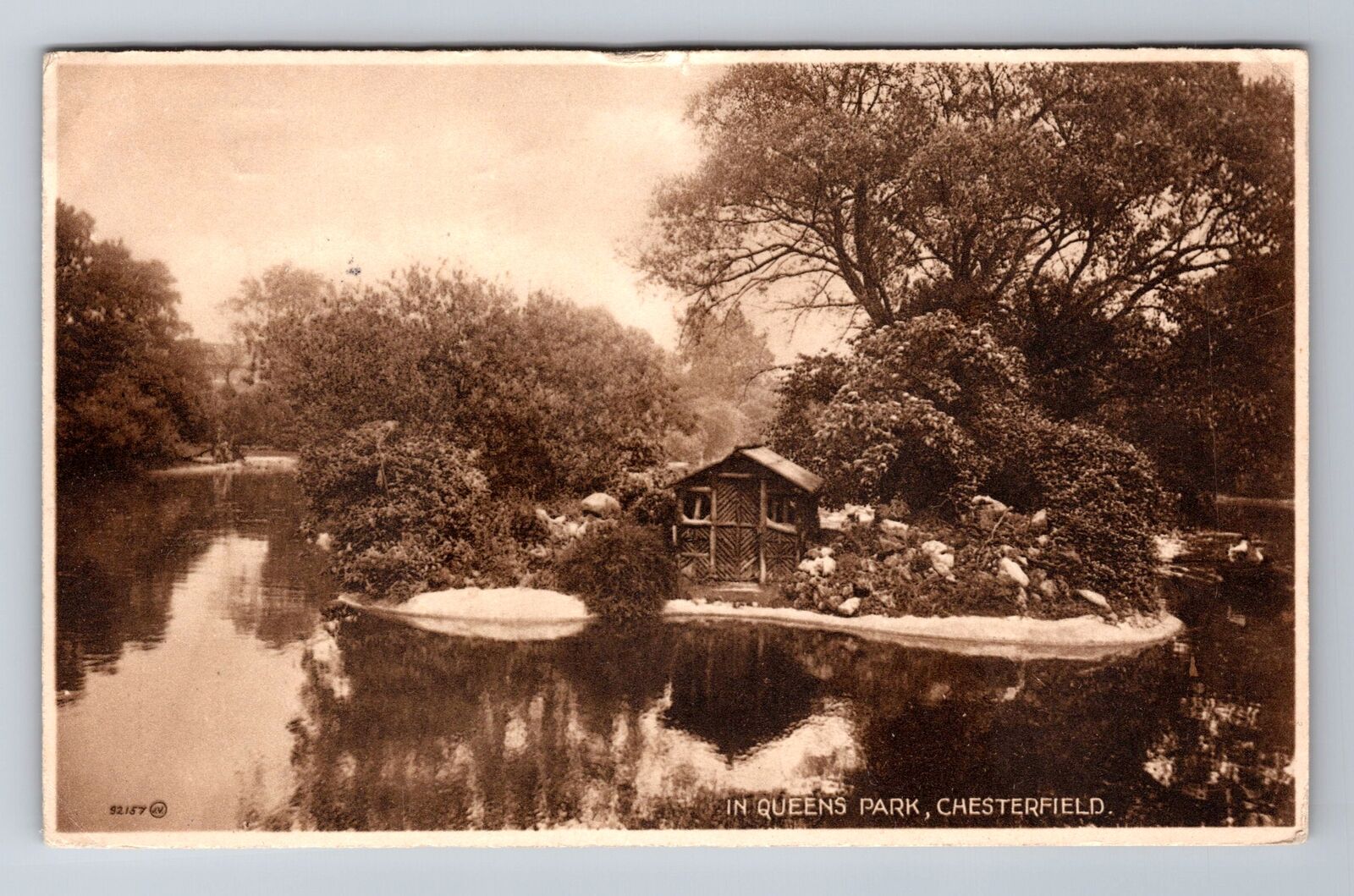 Chesterfield-England, Queens Park, Antique Vintage Souvenir Postcard