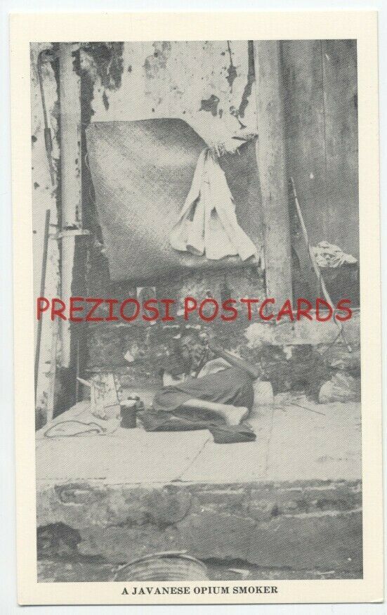 JAVANESE OPIUM SMOKER Indonesia - ca1940 Postcard