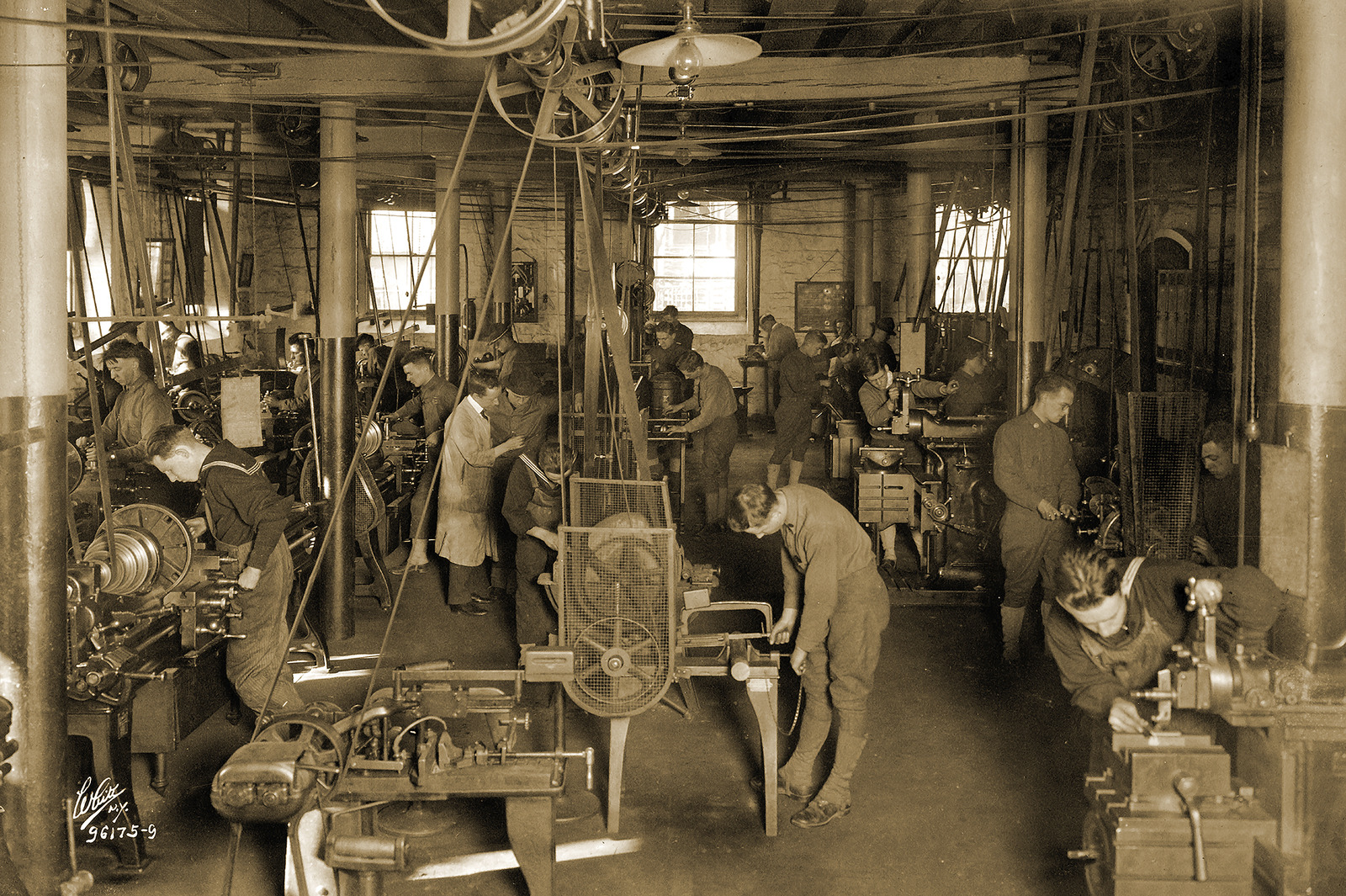 1918 Machine Shop Stevens Tech New Jersey Vintage Old Photo 8.5\