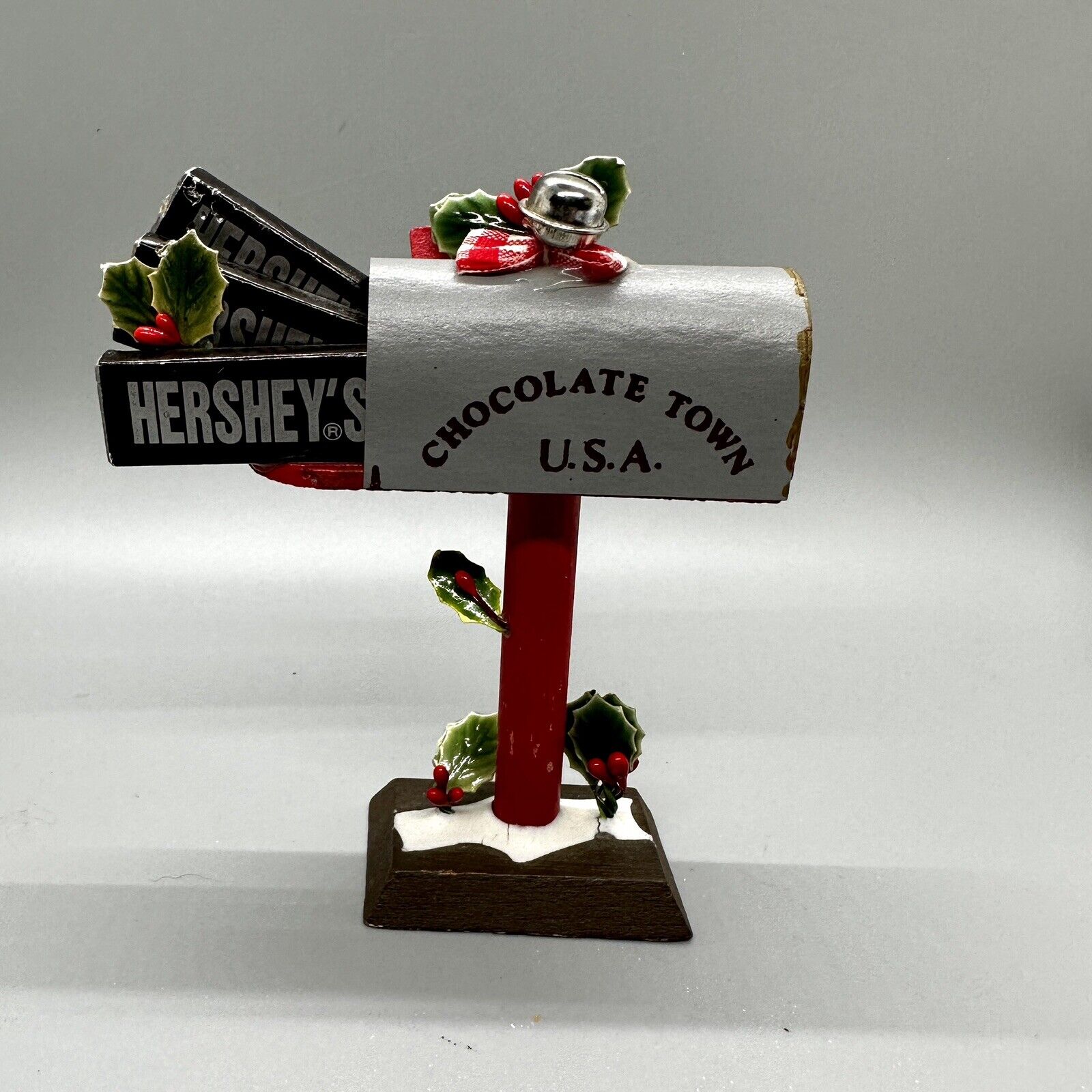 1985 Kurt Adler Hershey's Chocolate Mailbox Figurine Christmas Village 1985 Vtg